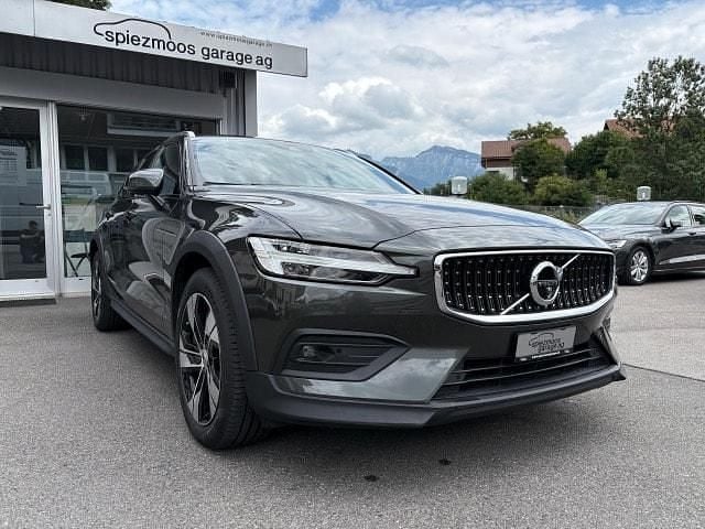 Gebraucht 2021 Volvo V60 CC Kombi | CHF 24’790 (Fairer Preis) - Bild 1/4