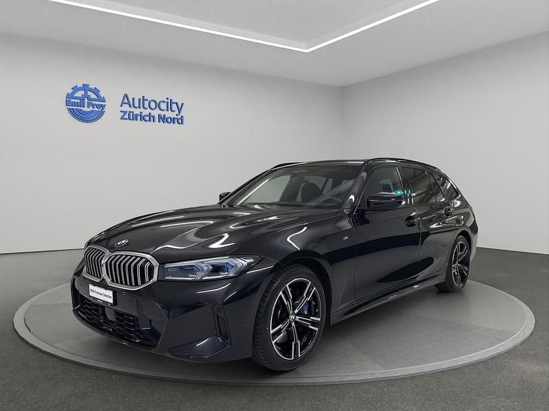 Schwarz Gebraucht 2024 BMW 330 Shadowline Kombi | CHF 49’990 (Superpreis) - Bild 1/4