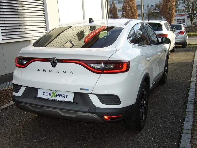 Gebraucht Renault Arkana Intens 143 PS (105 kW) 2022 Weiss SUV