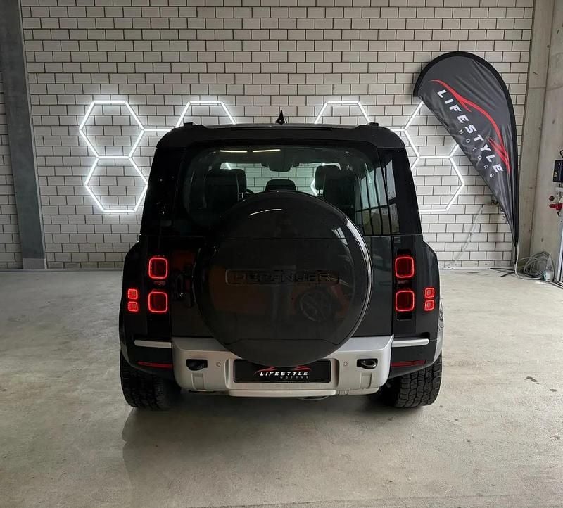 Gebraucht Land Rover Defender SE 249 PS (183 kW) 2026 Gray SUV