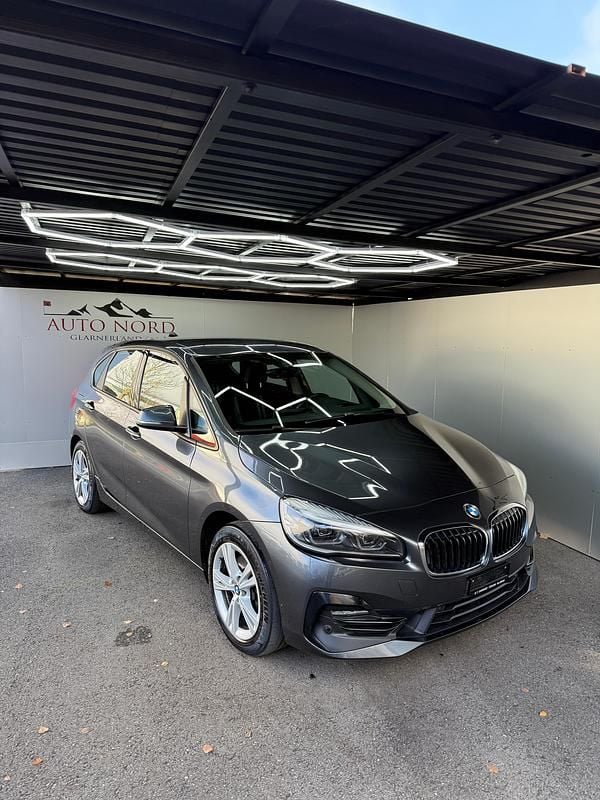 Gebraucht 2018 BMW 218 Active Tourer Sport Line Van / Kleinbus | CHF 15’900 - Bild 1/4