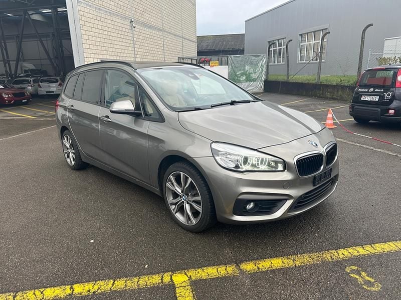 Gebraucht BMW 218 Gran Tourer Sport Line 150 PS (110 kW) 2016 Van / Kleinbus