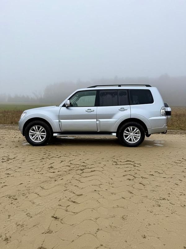 Gebraucht Mitsubishi Pajero 190 PS (139 kW) 2017 SUV