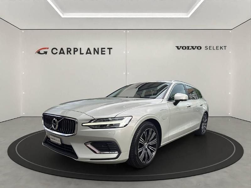 Grau Gebraucht 2019 Volvo V60 Inscription Kombi | CHF 29’400 (Fairer Preis) - Bild 1/4