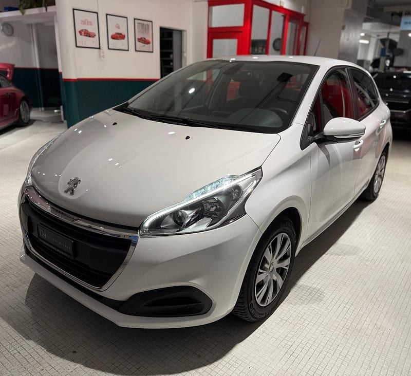Gebraucht 2019 Peugeot 208 Style Kleinwagen | CHF 6’900 (Superpreis) - Bild 1/4