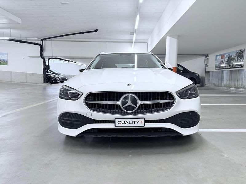 Gebraucht Mercedes C220 200 PS (147 kW) 2022