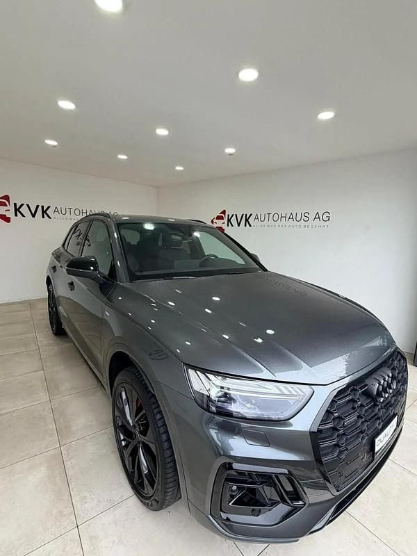 Gebraucht Audi Q5 Black Edition 204 PS (150 kW) 2026 Gray SUV