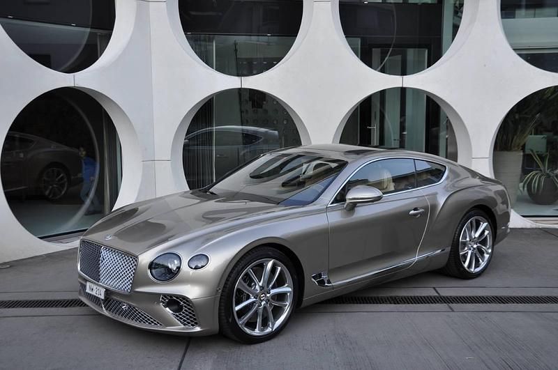 Gebraucht Bentley Continental GT 635 PS (467 kW) 2020 Braun Coupé