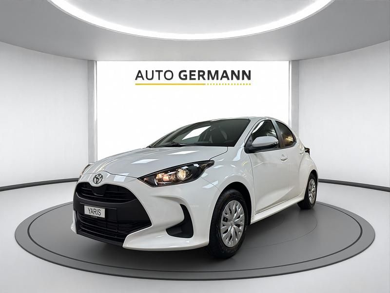Neu Toyota Yaris Hybrid Comfort 116 PS (85 kW) 2025 Weiss Limousine