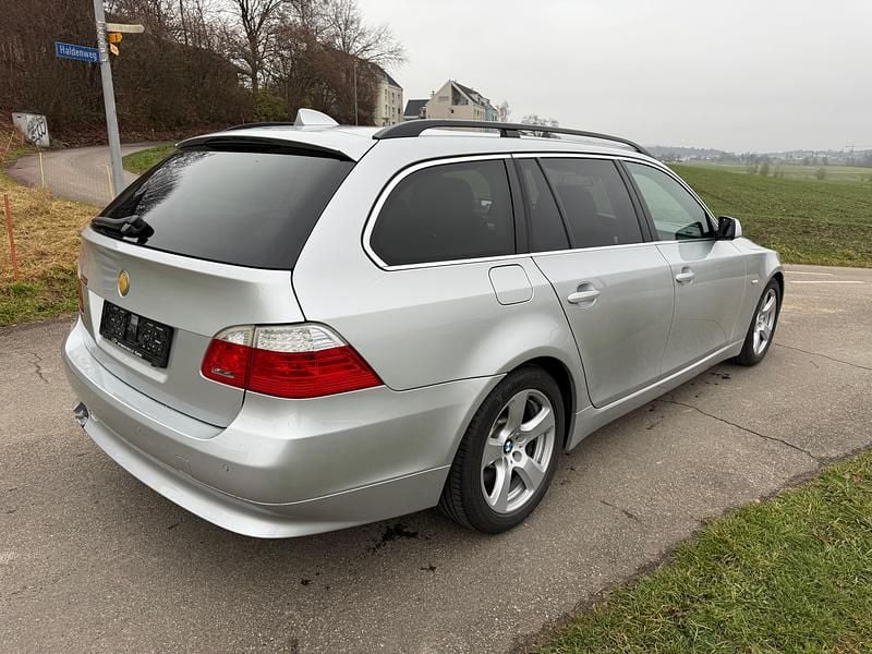 Gebraucht BMW 530 272 PS (200 kW) 2007 Kombi