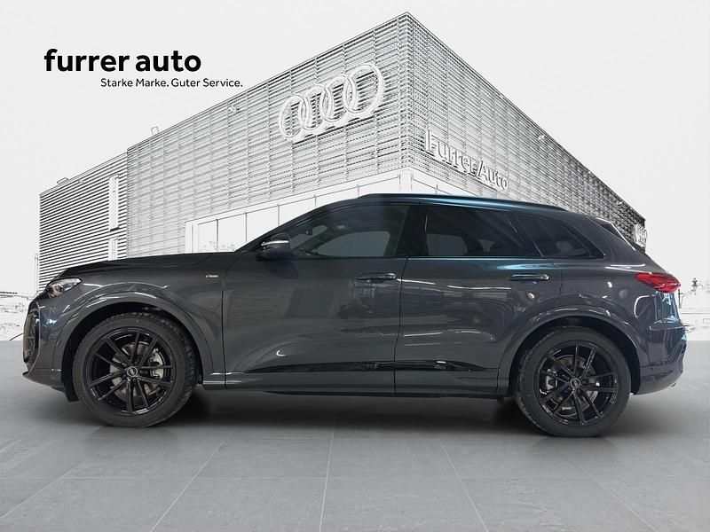Neu Audi Q5 Ambiente 204 PS (150 kW) 2026 Grau SUV