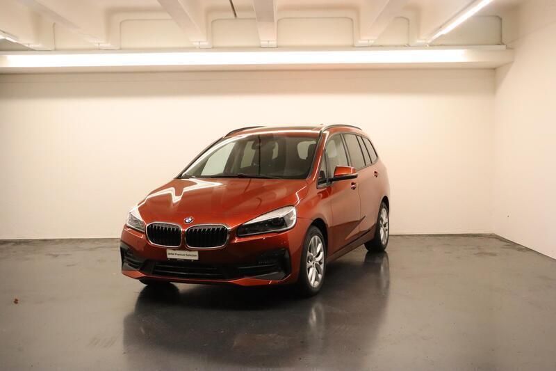 Orange Gebraucht 2021 BMW 218 Gran Tourer Advantage Van / Kleinbus | CHF 24’900 (Teuer) - Bild 1/4