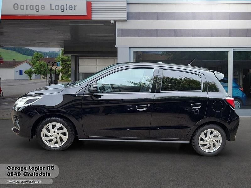 Gebraucht Mitsubishi Space Star Intense+ 71 PS (52 kW) 2024 Schwarz Limousine