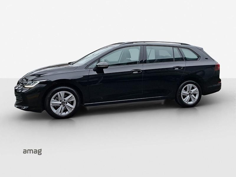 Gebraucht VW Golf VIII Life 150 PS (110 kW) 2025 Grenadill black metallic Kombi