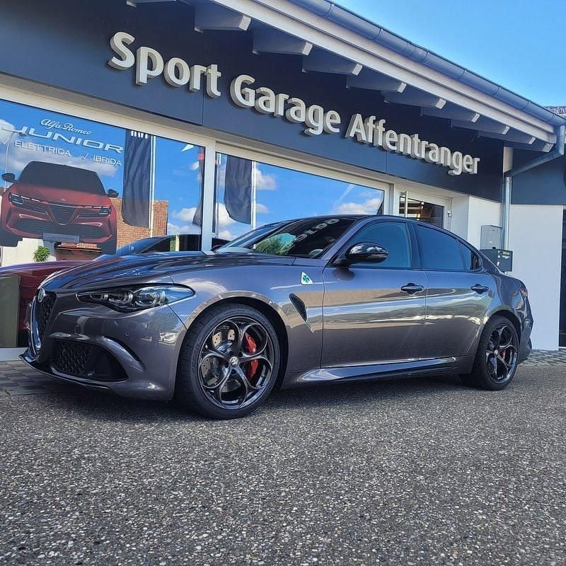 Neu 2025 Alfa Romeo Giulia Quadrifoglio Limousine | CHF 103’690 (Superpreis) - Bild 1/4