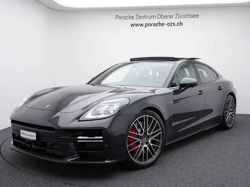 Grau Neu 2025 Porsche Panamera 4S Limousine | CHF 183’900 - Bild 1/4