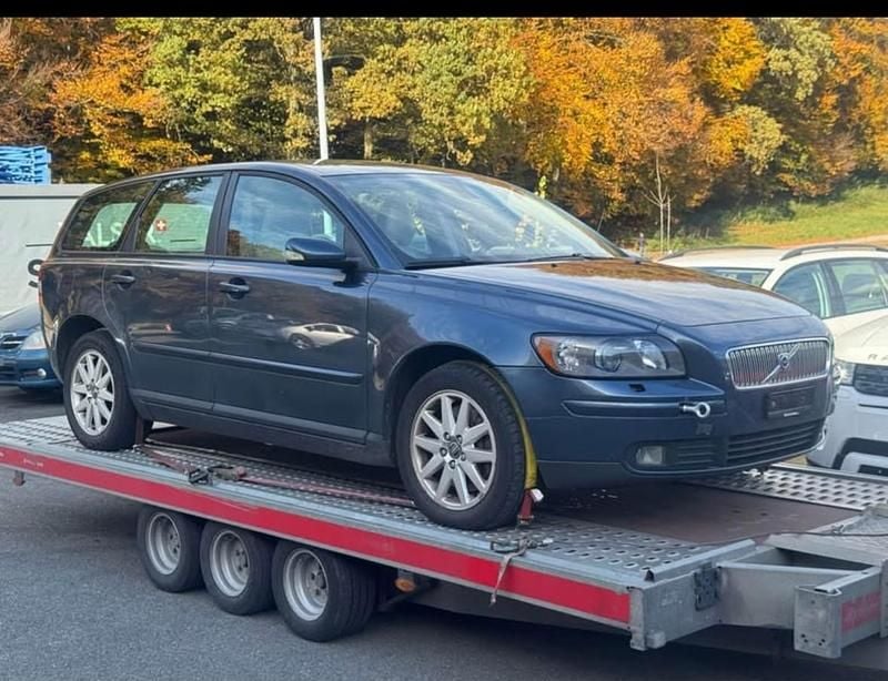 Gebraucht 2005 Volvo V50 Kinetic Kombi | CHF 350 - Bild 1/4