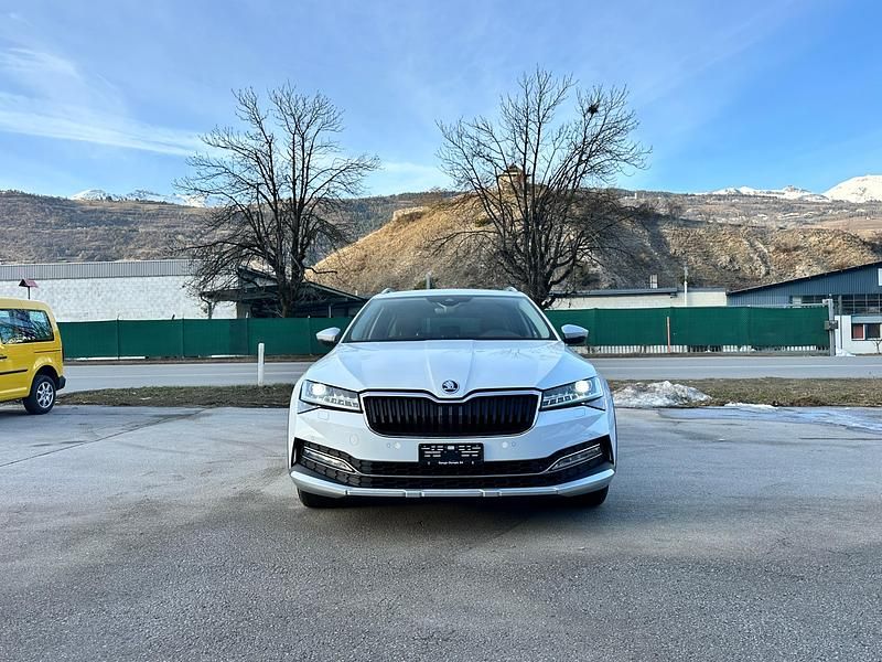 Gebraucht Skoda Superb Scout 4x4 280 PS (205 kW) 2022