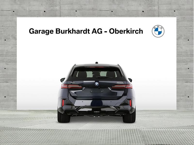 Neu BMW 550e M Sport 313 PS (230 kW) 2025 Schwarz Kombi