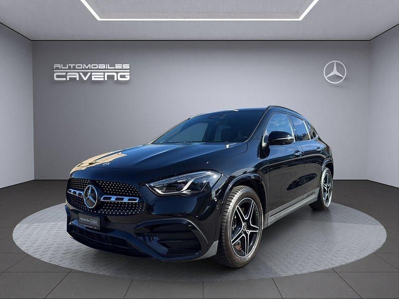 Gebraucht 2024 Mercedes GLA200 AMG line SUV | CHF 51’900 (Etwas zu teuer) - Bild 1/4
