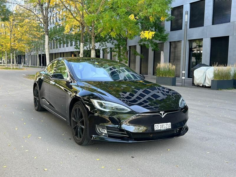 Gebraucht 2018 Tesla Model S Kleinwagen | CHF 40’000 - Bild 1/4