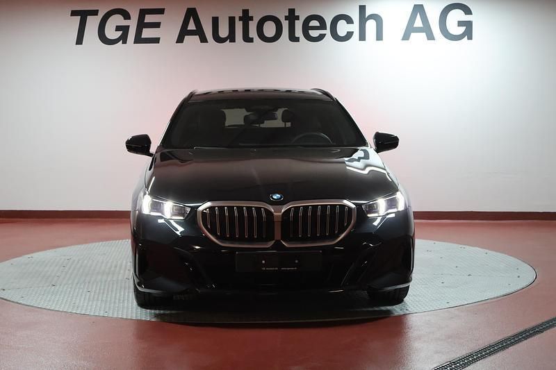 Gebraucht BMW 520 M Sport 190 PS (139 kW) 2024 Kombi