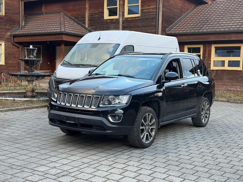 Gebraucht Jeep Compass Sport 163 PS (119 kW) 2013 SUV