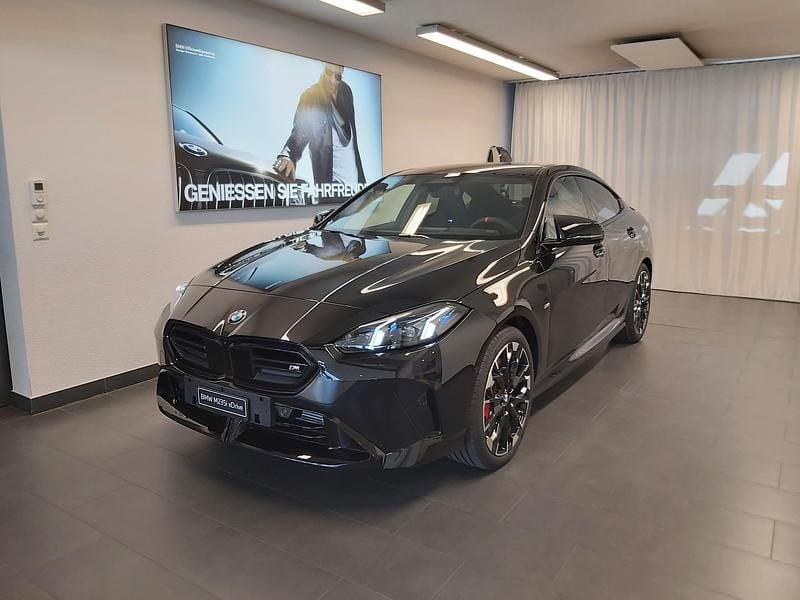 Schwarz Neu 2025 BMW M235 Performance Coupé | CHF 75’350 (Teuer) - Bild 1/4