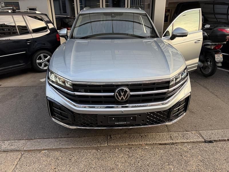 Gebraucht VW Touareg R-line 286 PS (210 kW) 2025 SUV