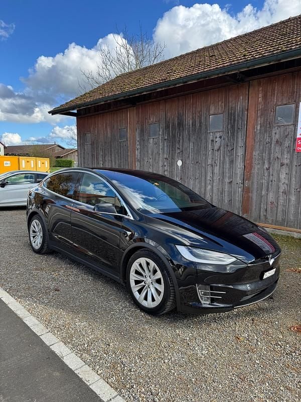 Gebraucht 2018 Tesla Model X SUV | CHF 27’900 (Fairer Preis) - Bild 1/4
