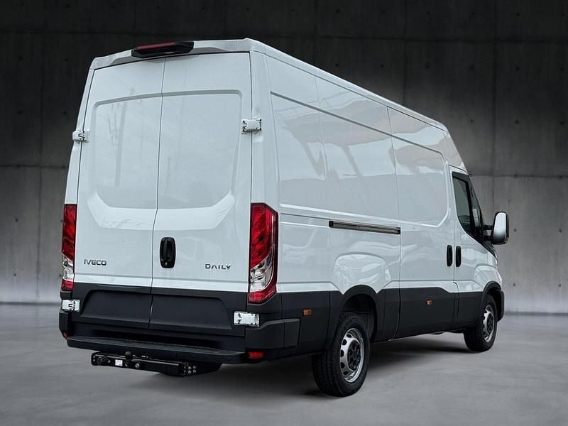 Neu Iveco Daily 155 PS (114 kW) 2025 Weiss Van / Kleinbus