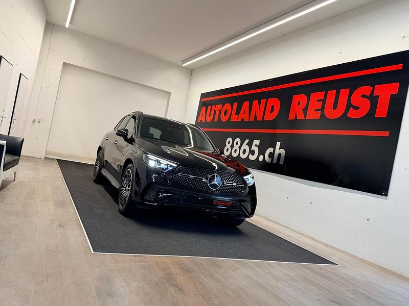 Gebraucht Mercedes GLC450 367 PS (269 kW) 2025 SUV