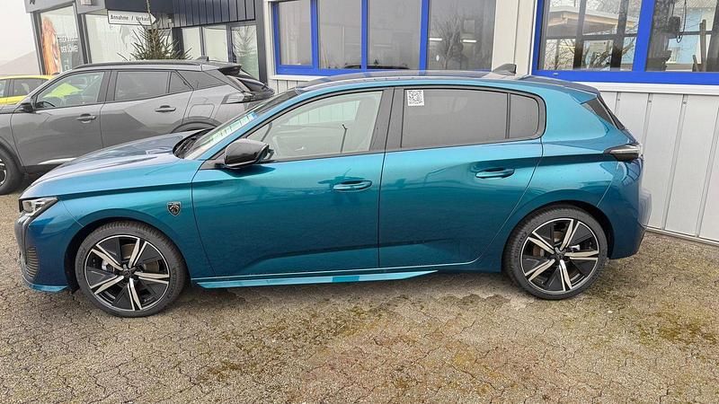 Neu Peugeot 308 GT 145 PS (106 kW) 2025 Limousine