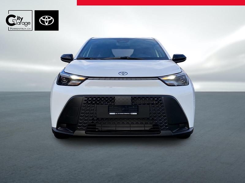 Neu Toyota Aygo X Comfort 116 PS (85 kW) 2026 Weiss SUV