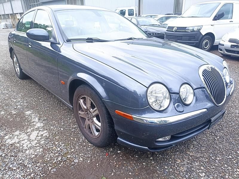Gebraucht 2002 Jaguar S-Type Executive Limousine | CHF 1’599 (Superpreis) - Bild 1/4
