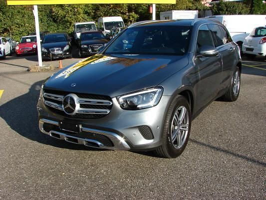 Grau Gebraucht 2020 Mercedes GLC200 SUV | CHF 30’800 (Guter Preis) - Bild 1/4