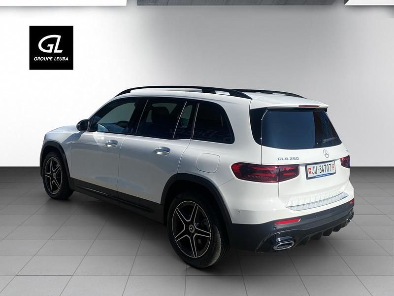 Gebraucht Mercedes GLB250 224 PS (164 kW) 2025 SUV