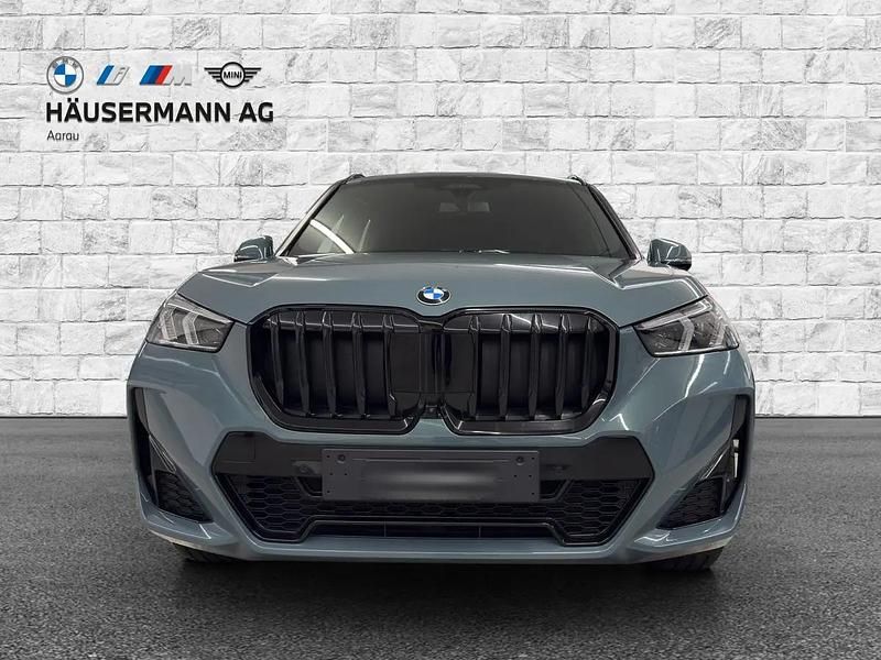 Gebraucht BMW X1 M Sport 211 PS (155 kW) 2026 Grün SUV