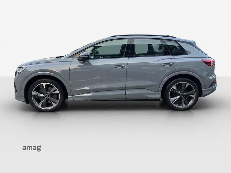 Gebraucht Audi Q4 e-tron Basis 219 kW (299 PS) 2022 Kieselgrau SUV