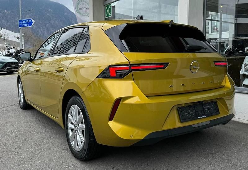 Gebraucht Opel Astra 131 PS (96 kW) 2022 Gelb Limousine