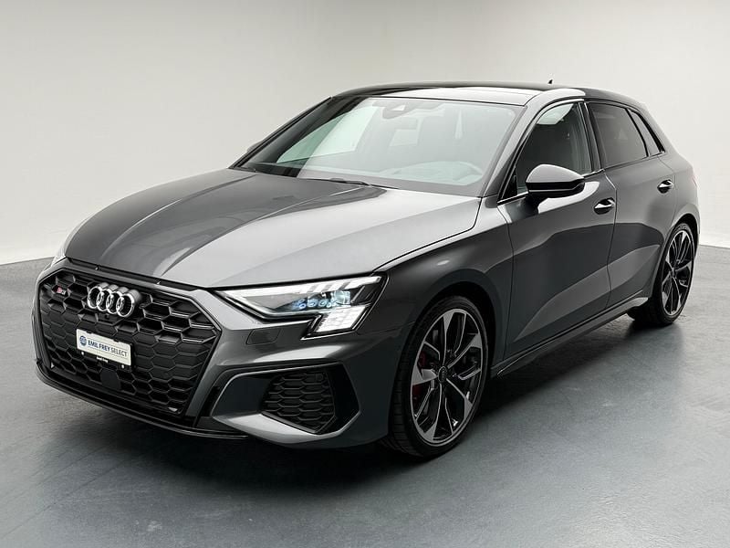 Grau Gebraucht 2023 Audi S3 Ambiente Limousine | CHF 42’520 (Fairer Preis) - Bild 1/4