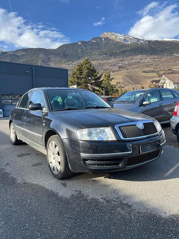 Gebraucht Skoda Superb Comfort 193 PS (141 kW) 2006 Limousine