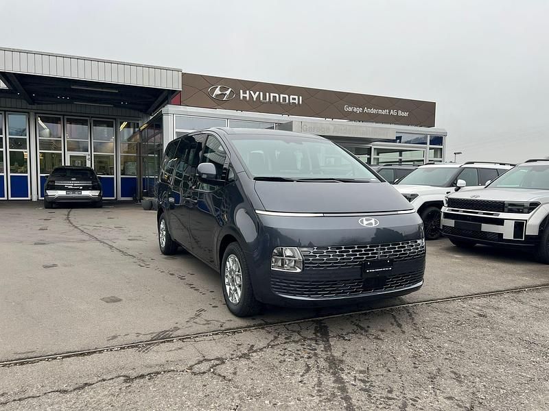 Anthrazit Neu 2025 Hyundai Staria Van / Kleinbus | CHF 51’600 (Fairer Preis) - Bild 1/4