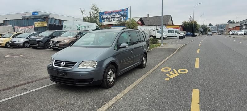 Gebraucht VW Touran 115 PS (84 kW) 2004 Van / Kleinbus