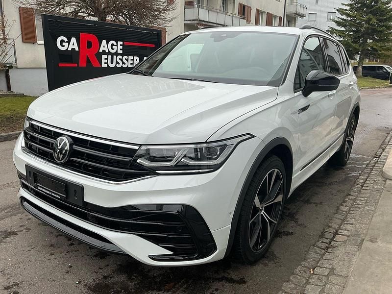 Gebraucht VW Tiguan Allspace Style 193 PS (141 kW) 2025 SUV