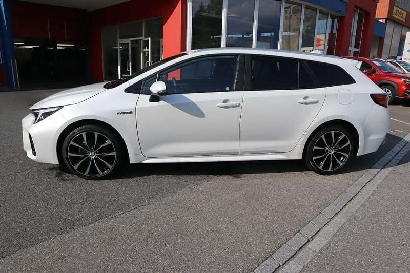 Gebraucht Suzuki Swace 140 PS (102 kW) 2024 Weiss Kombi