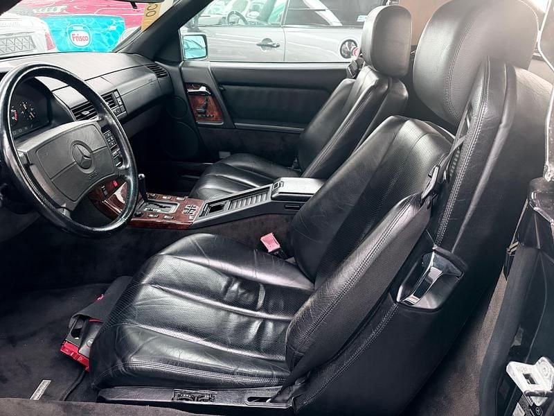 Gebraucht Mercedes SL300 231 PS (169 kW) 1991 Schwarz Cabrio
