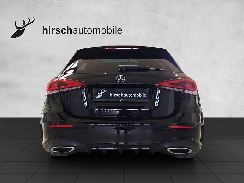 Gebraucht Mercedes A180 AMG line 136 PS (100 kW) 2023 Schwarz Limousine