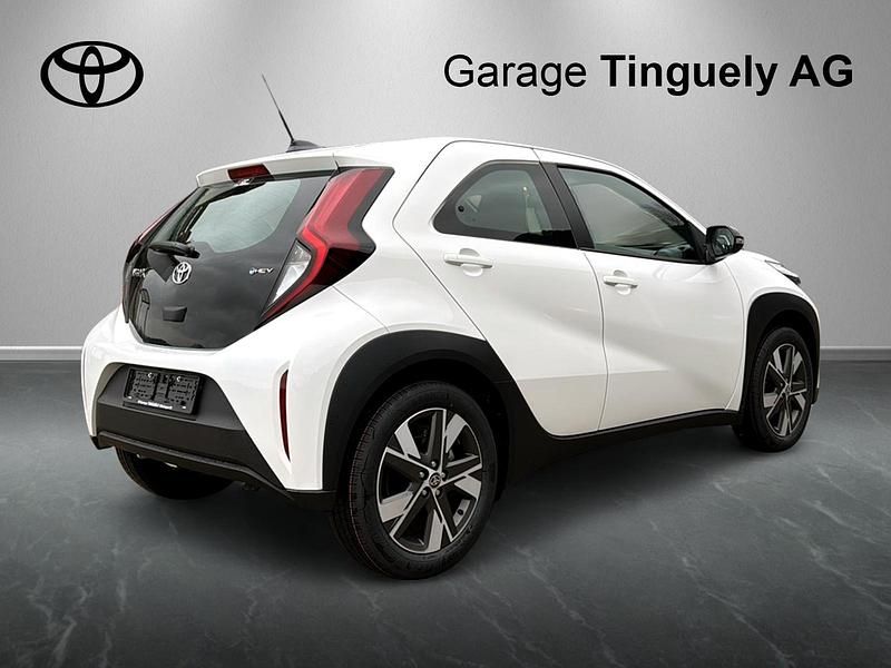Neu Toyota Aygo X Comfort 116 PS (85 kW) 2025 Weiss SUV