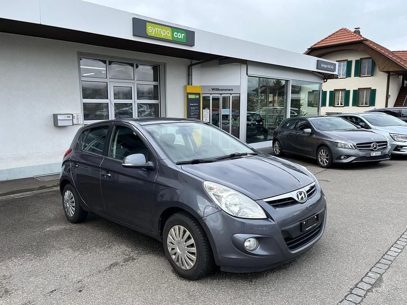 Gebraucht Hyundai i20 Style 101 PS (74 kW) 2011 Kleinwagen